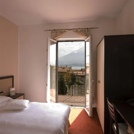 Hotell Lauro Gravedona