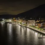 Lauro