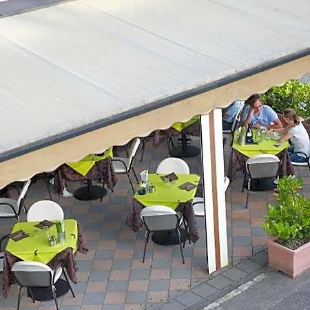 Otel Lauro Gravedona