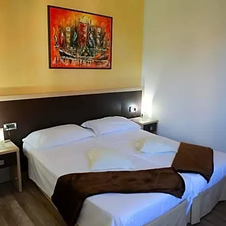 Otel Lauro