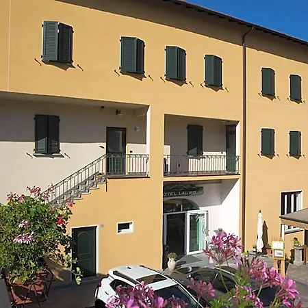 Lauro Hotel Gravedona