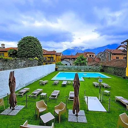 Lauro Otel 3*