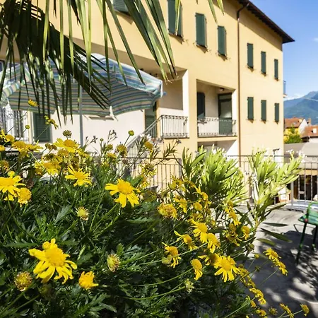 Lauro Hotel Gravedona