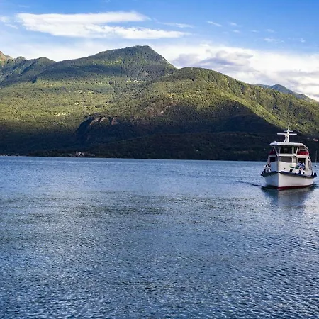 Lauro Hotel Gravedona