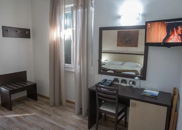 Hotel Lauro Gravedona