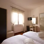 ホテル Lauro 3*