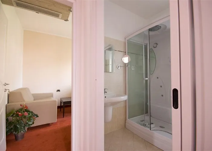 Hotel Lauro Gravedona